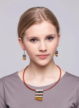 AMBER NECKLACE & EARRINGS  - FOR A DECIDEDLY UNIQUE STYLE