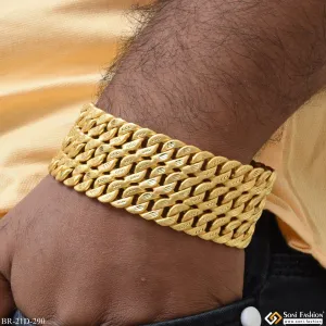 Best Quality Durable Design Gold Plated Pokal Bracelet for Men - Style D290