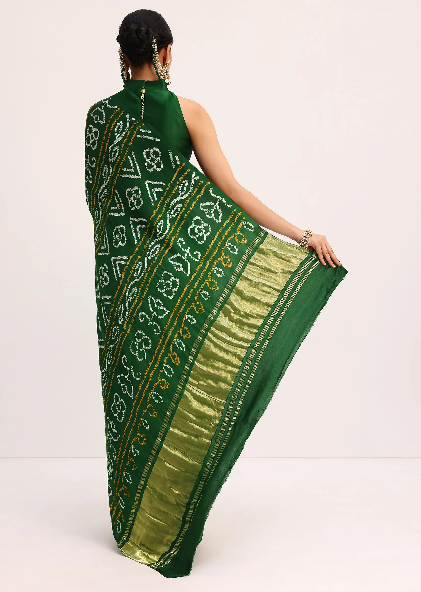 Green Satin Bandhani Tie Dye Saree With Unstitched Blouse