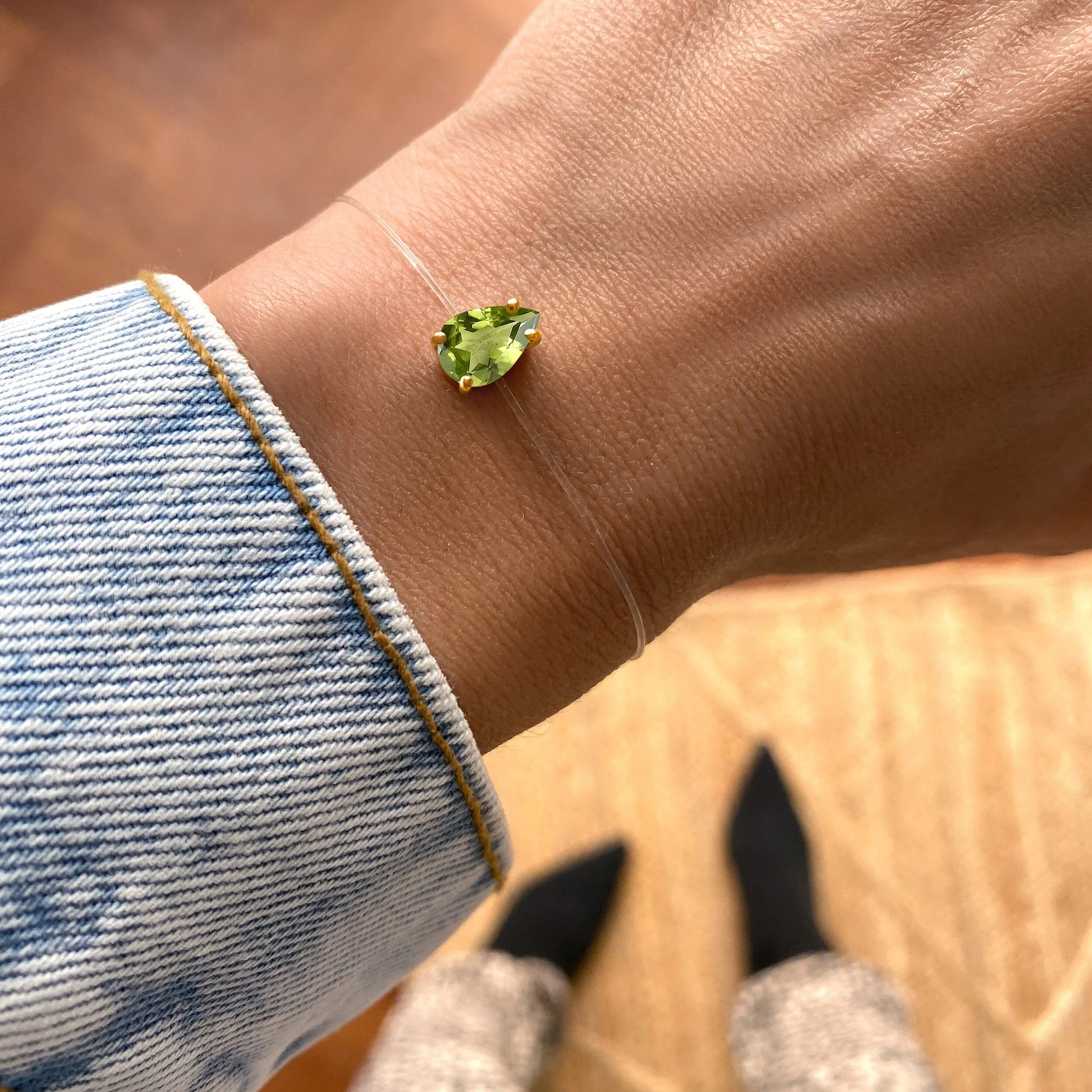 Peridot Bracelet Floating Sway - August Birthstone