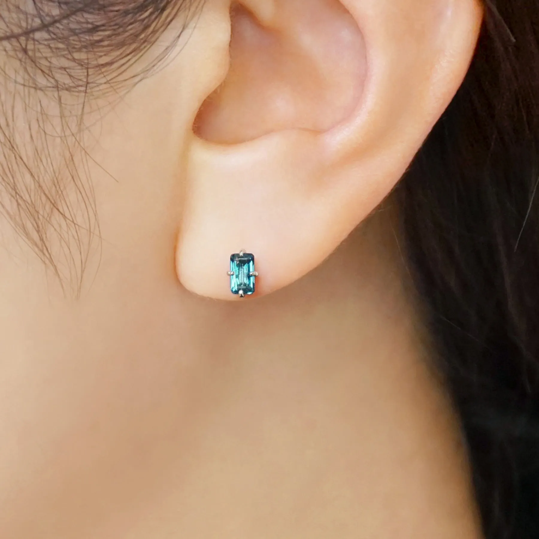 [Second Earrings] Platinum Octagon Cut London Blue Topaz Earrings