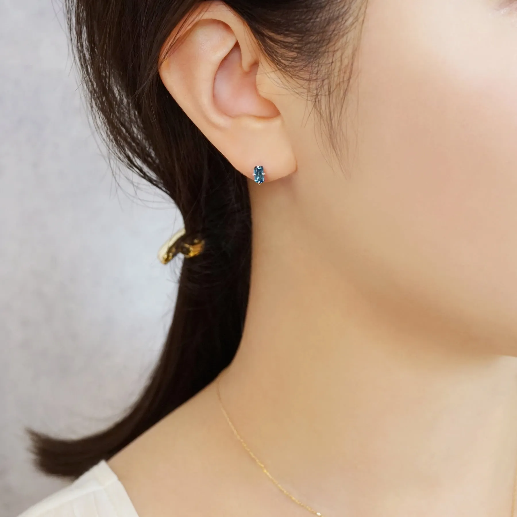 [Second Earrings] Platinum Octagon Cut London Blue Topaz Earrings