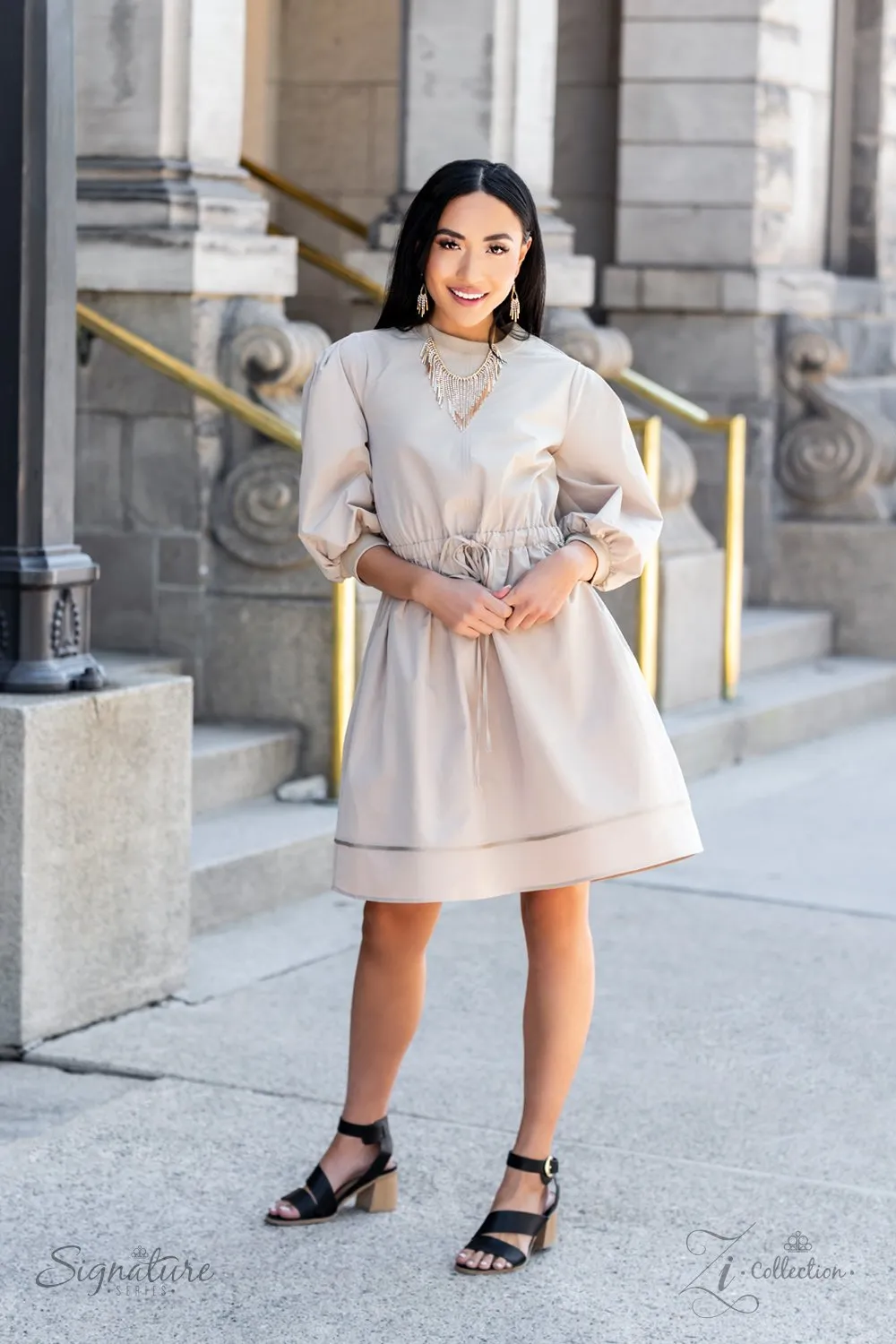 The Amber • Zi Collection