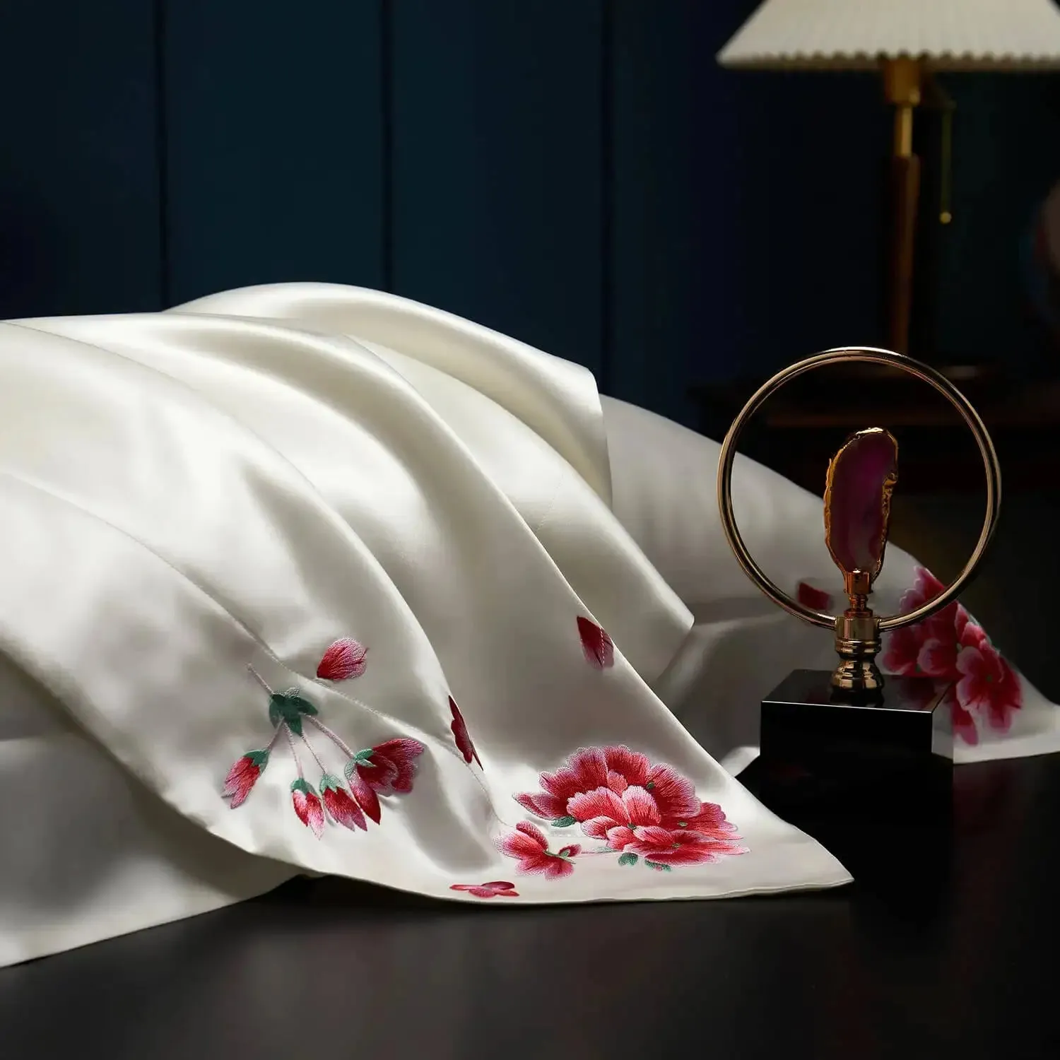 White Blossom Elegance: Pure Mulberry Silk Pillowcase with Red Floral Embroidery