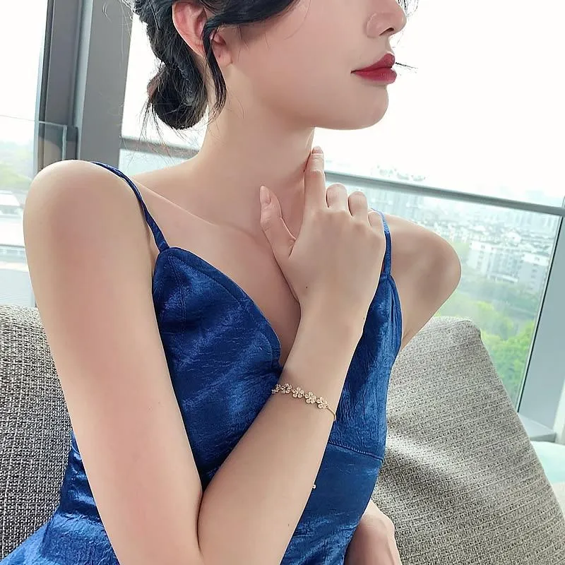 Women Luxury Flower Zircon Adjustable Bracelet